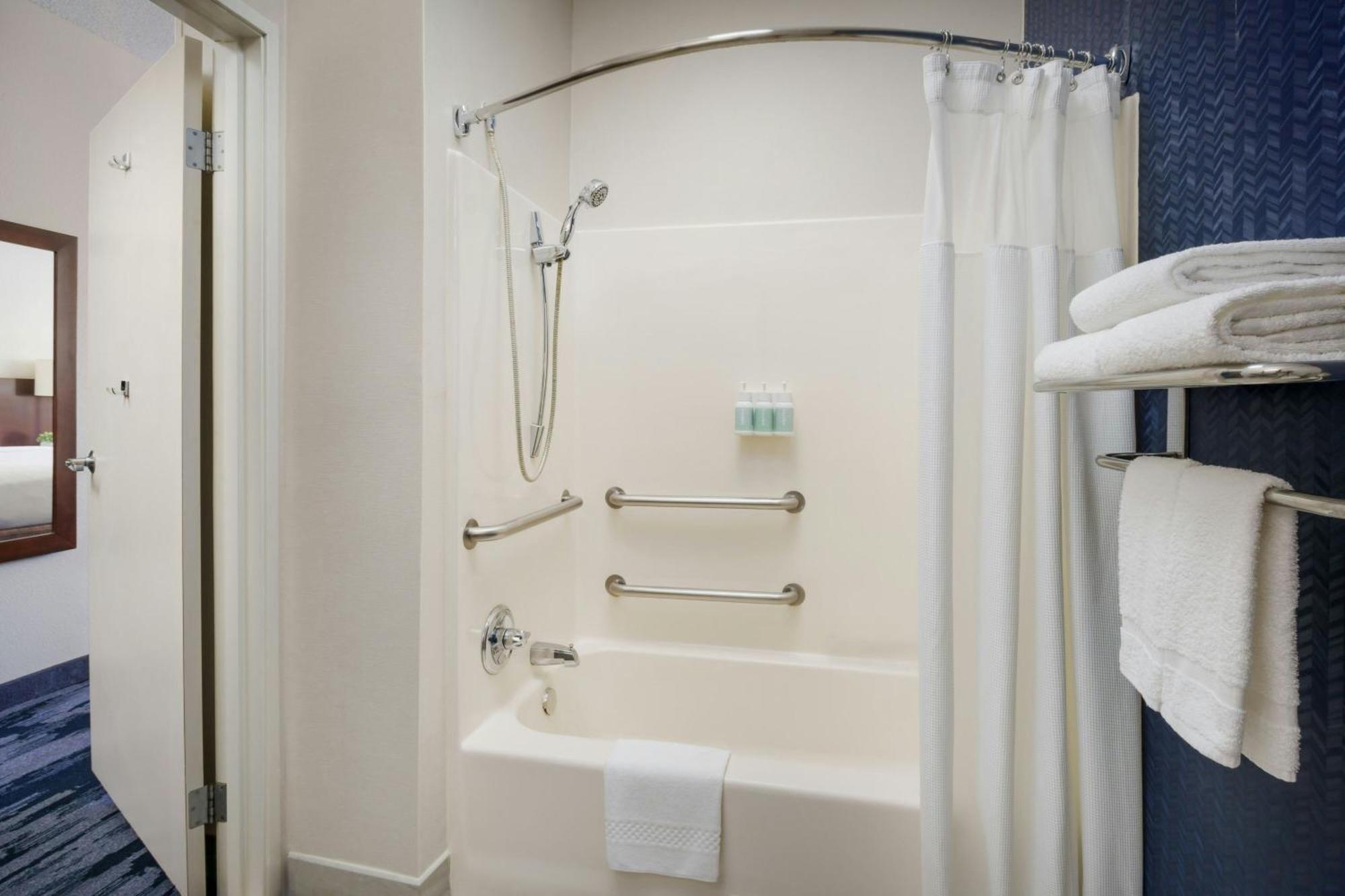 Fairfield Inn Philadelphia Airport Экстерьер фото