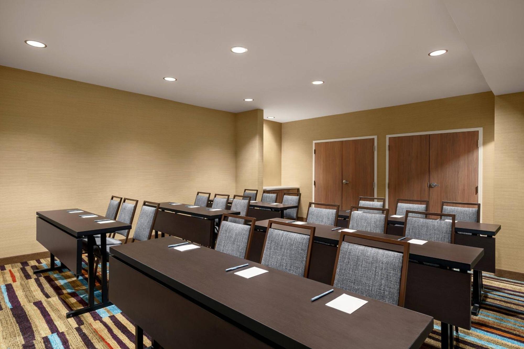 Fairfield Inn Philadelphia Airport Экстерьер фото