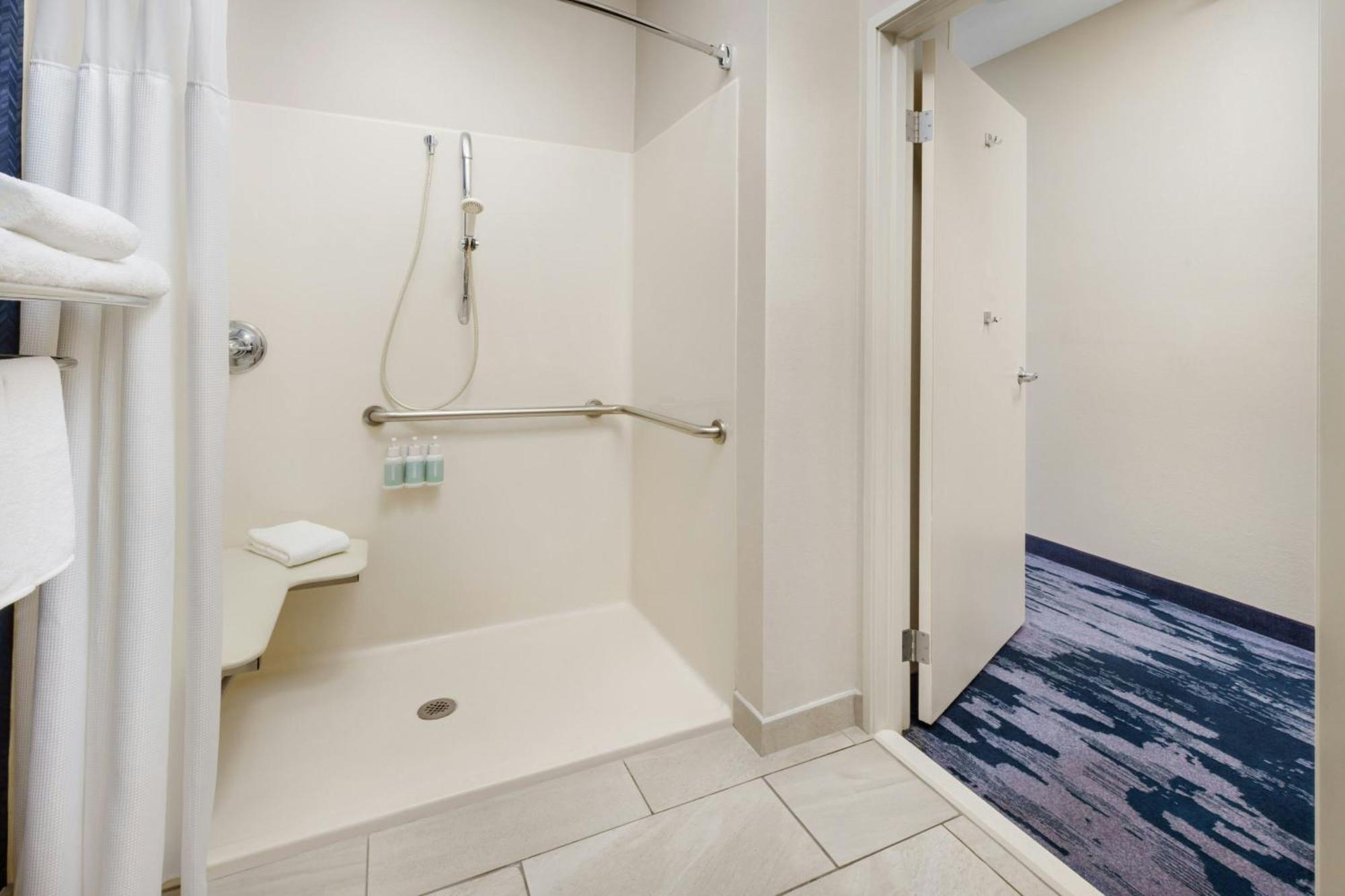 Fairfield Inn Philadelphia Airport Экстерьер фото